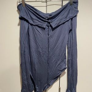 Fashion nova bodysuit tied cold shoulder